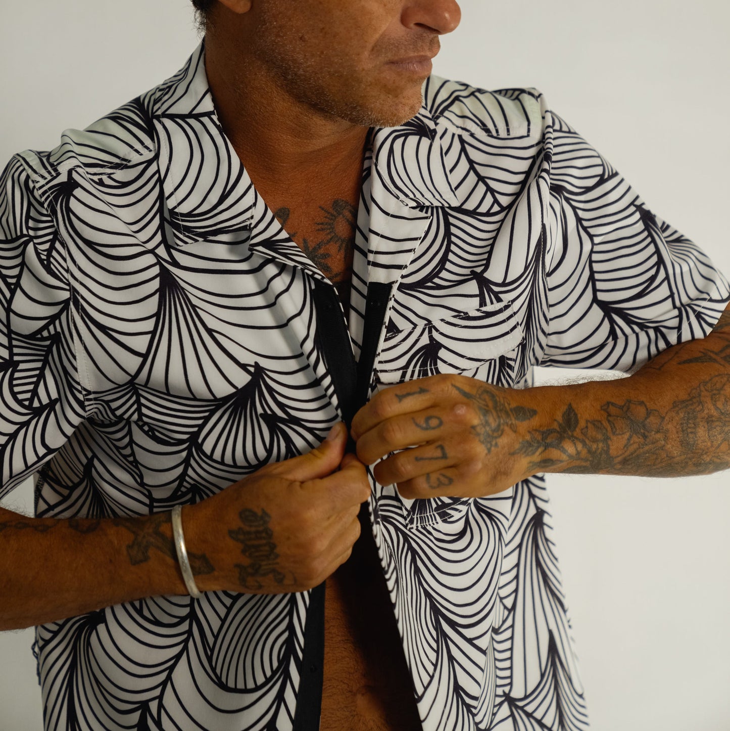 Neptune UPF50+ Boardshirt - Waves Summer White